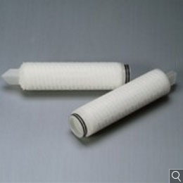 Pleated cartridge filter